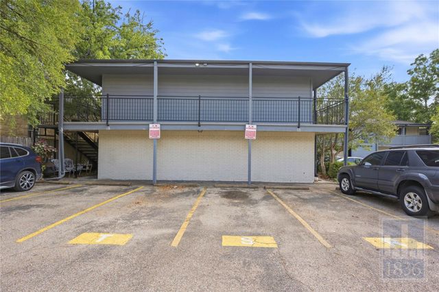1111 W 10th ST 209, Austin, TX 78703