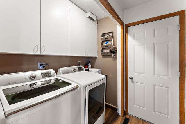 241 Deer Path, Stillwater, MN 55082