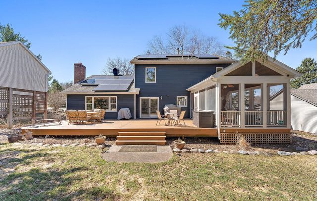 241 Deer Path, Stillwater, MN 55082