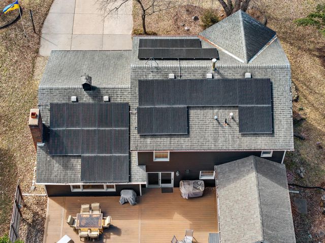 241 Deer Path, Stillwater, MN 55082