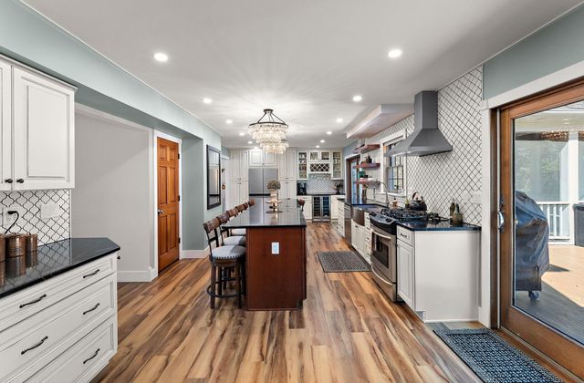 241 Deer Path, Stillwater, MN 55082