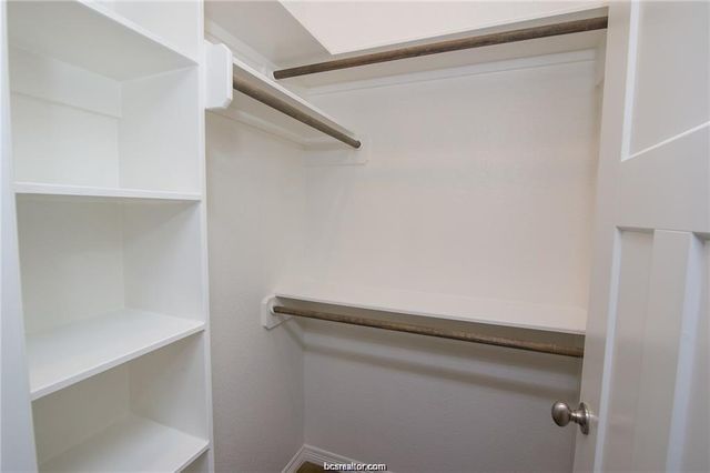 3200 Link Street, Bryan, TX 77801