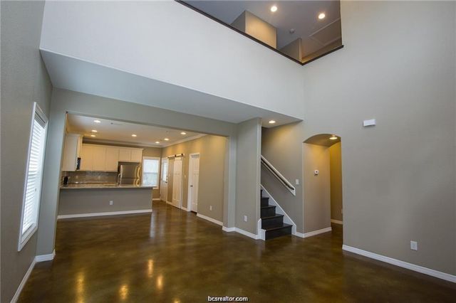 3200 Link Street, Bryan, TX 77801