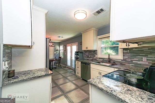 2674 SARDIS Drive, Buford, GA 30519