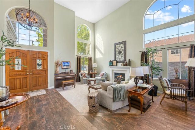 42204 Round Hill, Lancaster, CA 93536