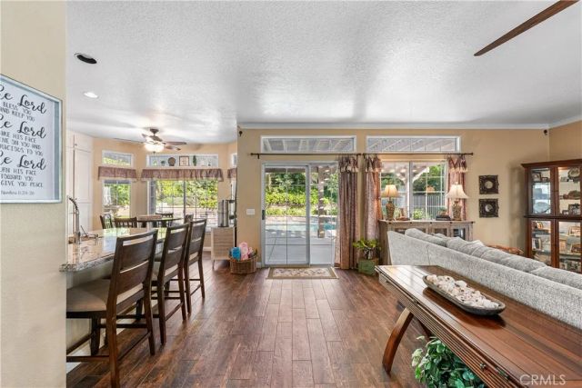 42204 Round Hill, Lancaster, CA 93536