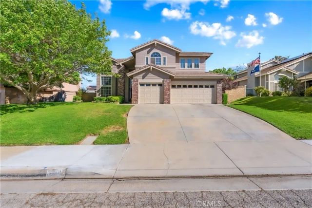 42204 Round Hill, Lancaster, CA 93536