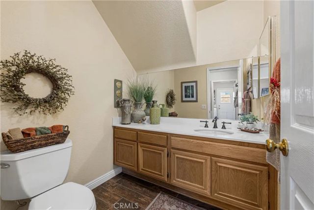 42204 Round Hill, Lancaster, CA 93536