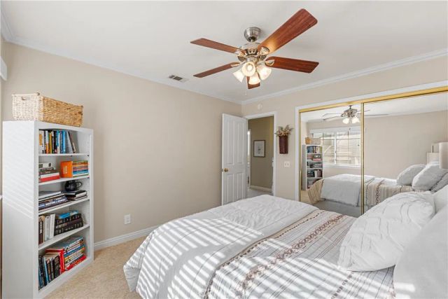 42204 Round Hill, Lancaster, CA 93536