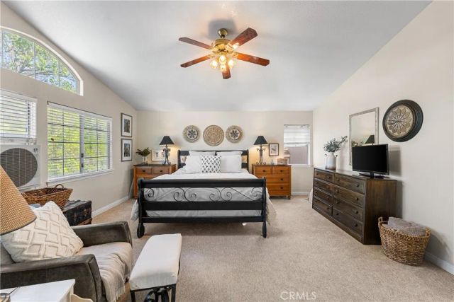42204 Round Hill, Lancaster, CA 93536