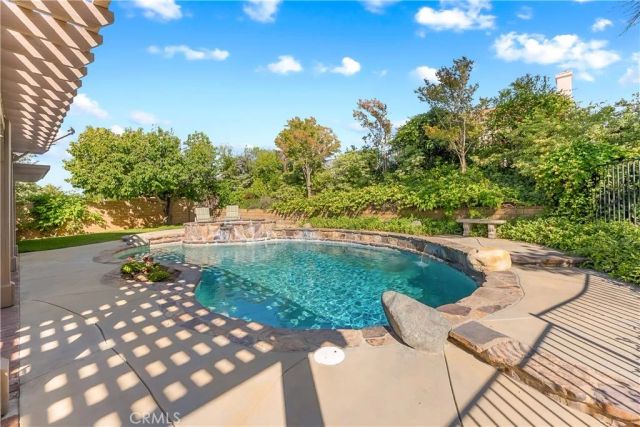 42204 Round Hill, Lancaster, CA 93536