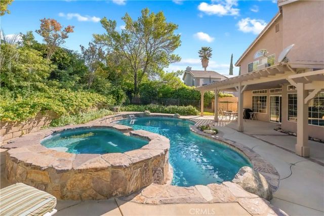 42204 Round Hill, Lancaster, CA 93536