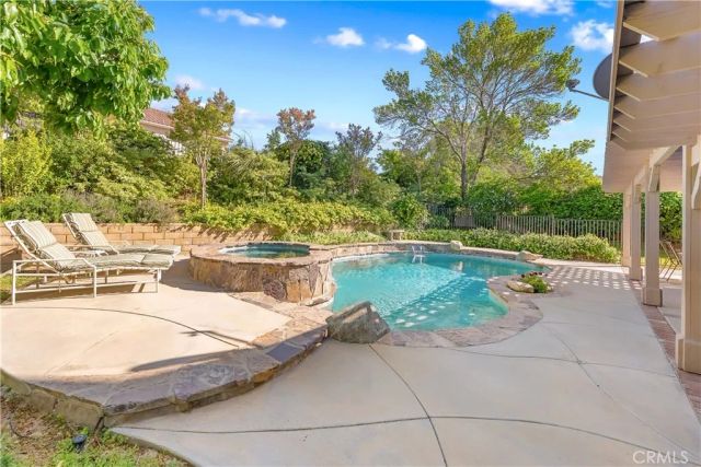 42204 Round Hill, Lancaster, CA 93536