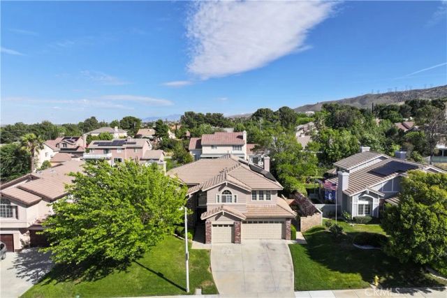 42204 Round Hill, Lancaster, CA 93536