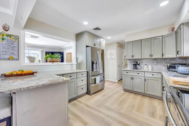 48 E Grove Street, Massapequa, NY 11758