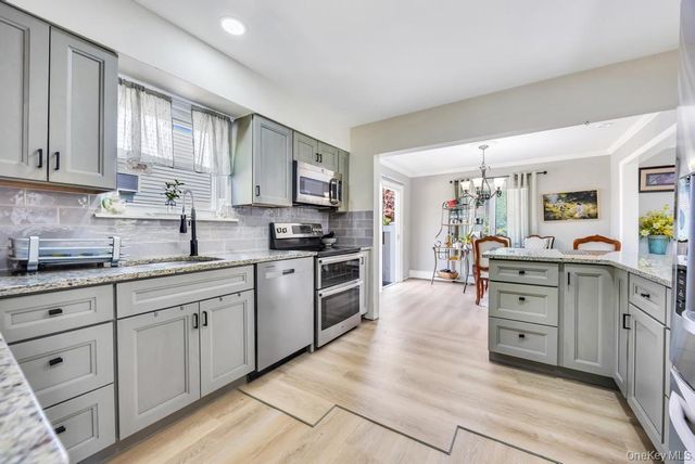 48 E Grove Street, Massapequa, NY 11758