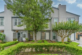 5917 Fairdale Lane 10, Houston, TX 77057