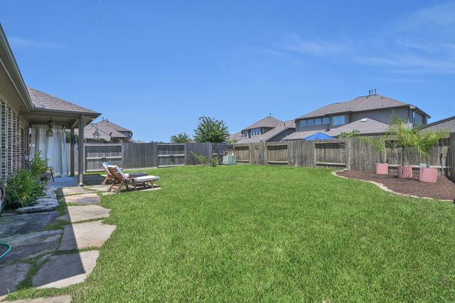 14906 Scarlet Finch Way, Cypress, TX 77429