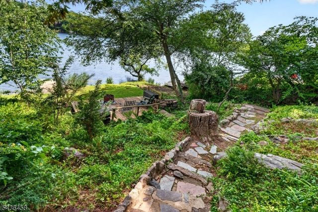 134 Cedar Lk, Denville Twp., NJ 07834