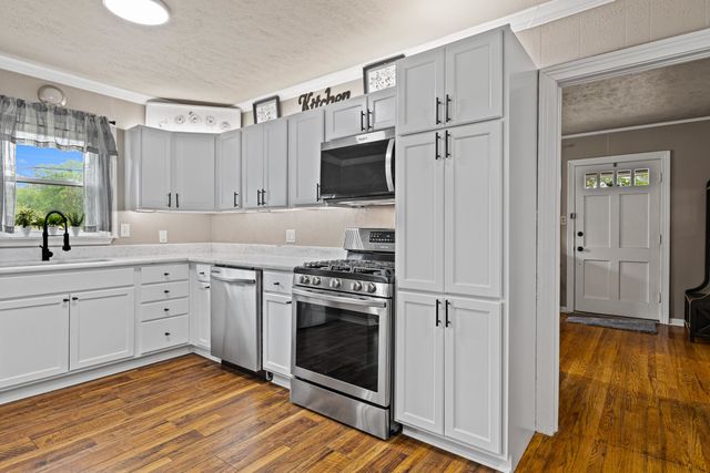 1331 Dale St, Longview, TX 75601