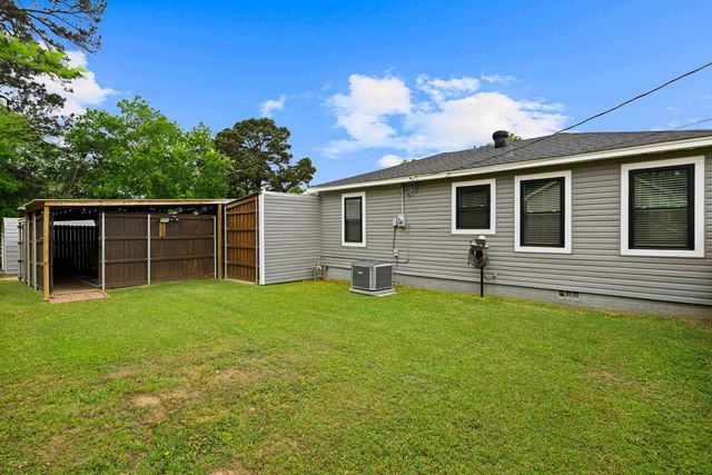 1331 Dale St, Longview, TX 75601