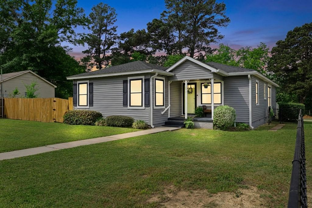 1331 Dale St, Longview, TX 75601