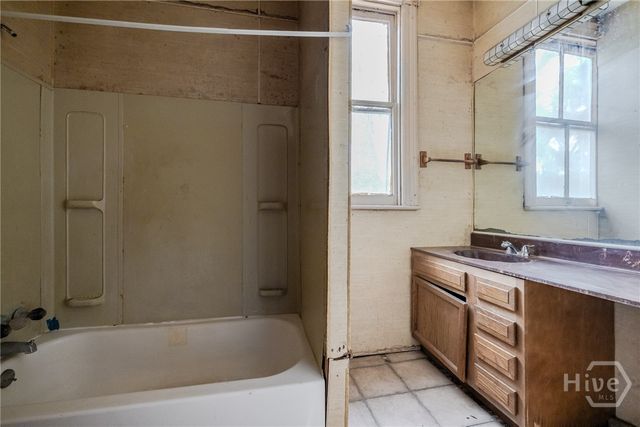 924-926 E Duffy Street, Savannah, GA 31401