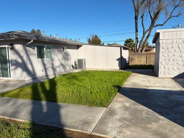 2960 Hart Ave, West Sacramento, CA 95691