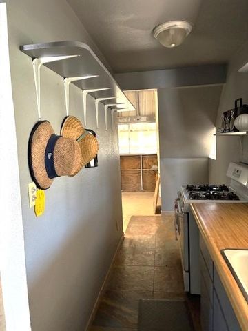 2960 Hart Ave, West Sacramento, CA 95691