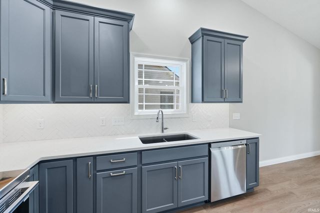 2025 Approach Drive, Auburn, IN 46706