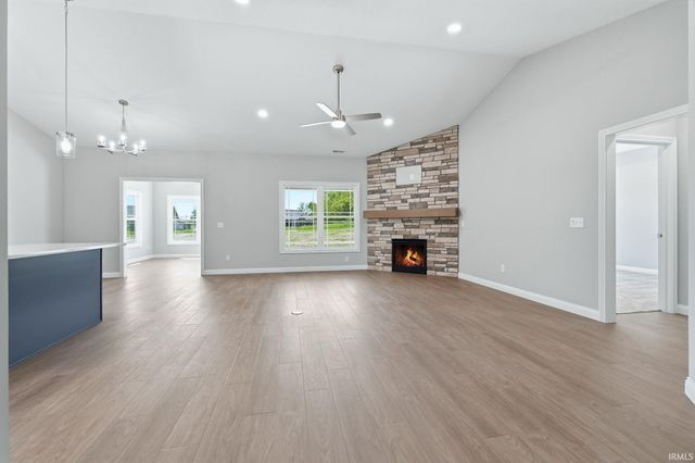 2025 Approach Drive, Auburn, IN 46706