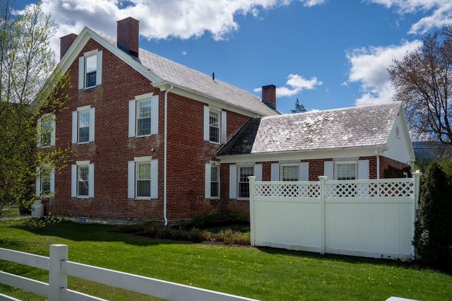 1677 Barnumville Road, Manchester, VT 05255