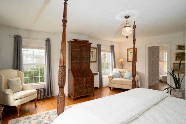 1677 Barnumville Road, Manchester, VT 05255