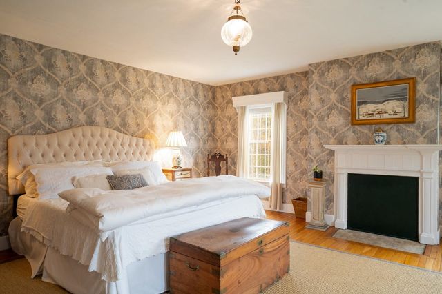 1677 Barnumville Road, Manchester, VT 05255
