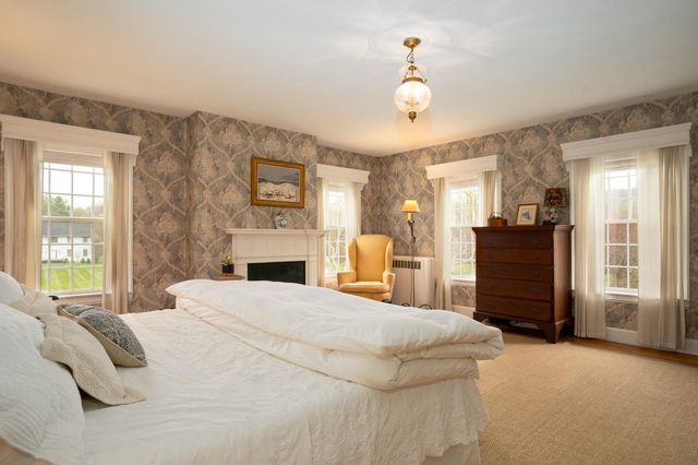 1677 Barnumville Road, Manchester, VT 05255