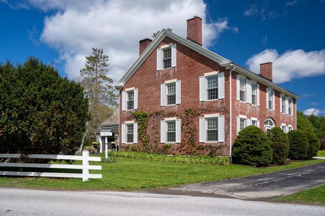 1677 Barnumville Road, Manchester, VT 05255