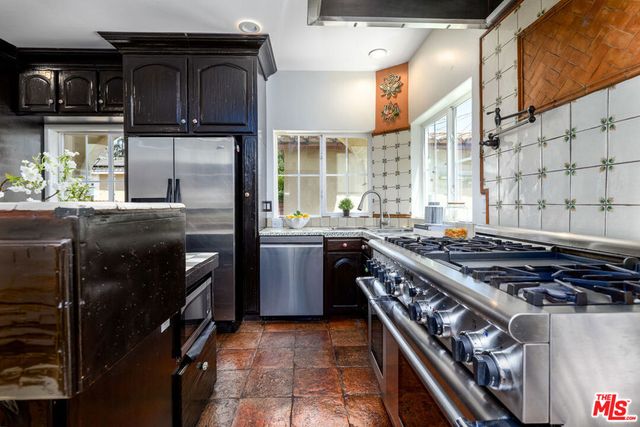 1792 E Elizabeth Street, Pasadena, CA 91104