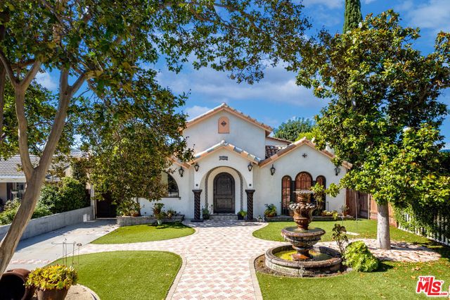 1792 E Elizabeth Street, Pasadena, CA 91104