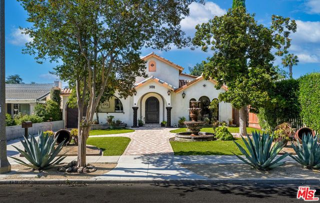 1792 E Elizabeth Street, Pasadena, CA 91104