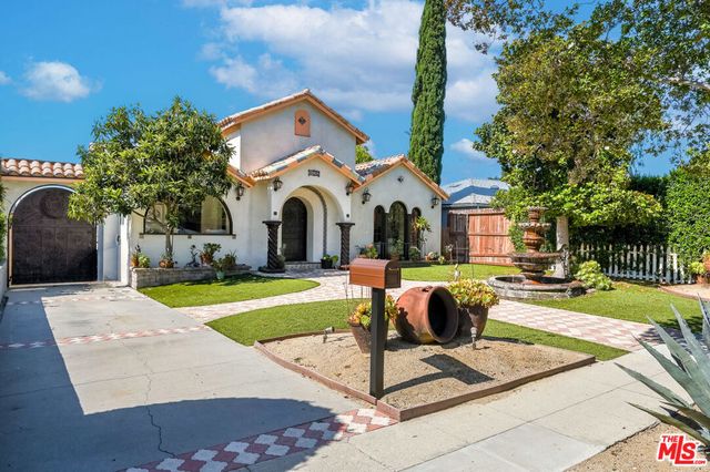 1792 E Elizabeth Street, Pasadena, CA 91104
