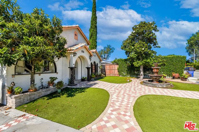 1792 E Elizabeth Street, Pasadena, CA 91104
