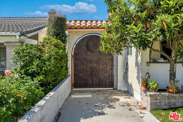 1792 E Elizabeth Street, Pasadena, CA 91104