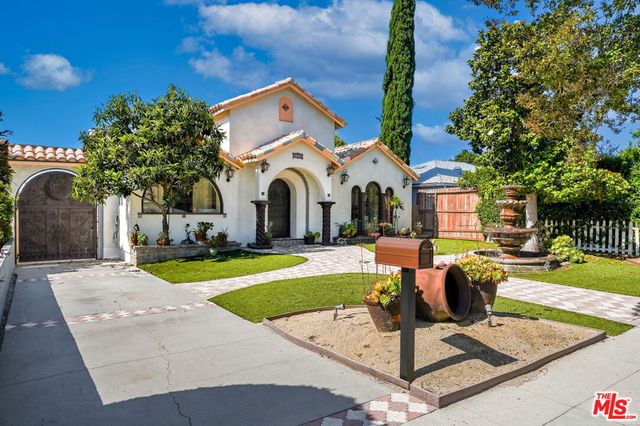 1792 E Elizabeth Street, Pasadena, CA 91104
