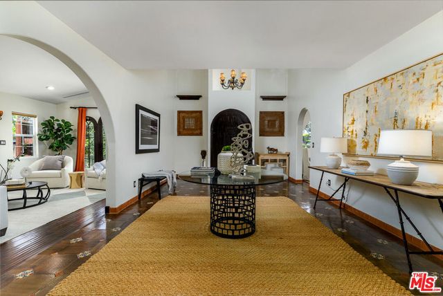 1792 E Elizabeth Street, Pasadena, CA 91104