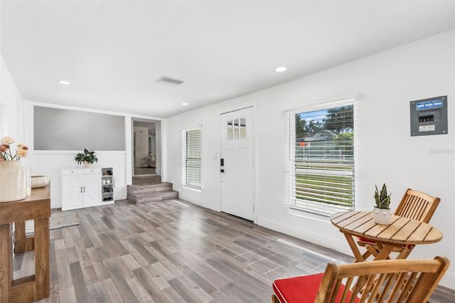 2201 50TH AVENUE N, St Petersburg, FL 33714