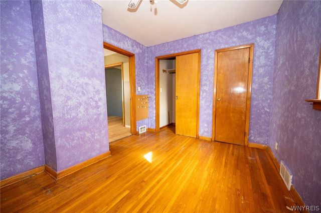 233 Olmstead Avenue, Lancaster, NY 14043