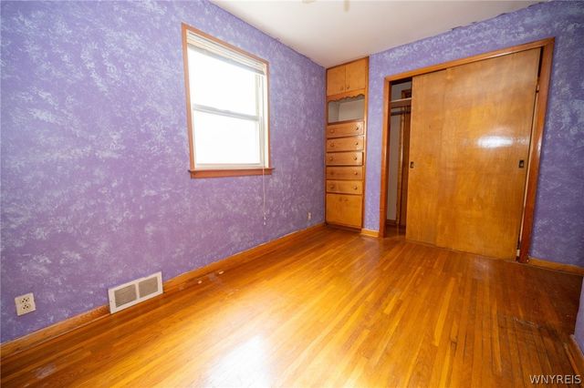 233 Olmstead Avenue, Lancaster, NY 14043