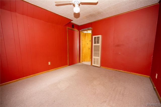 233 Olmstead Avenue, Lancaster, NY 14043