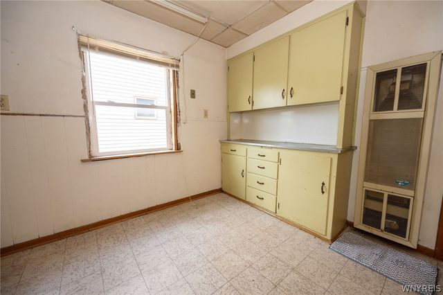 233 Olmstead Avenue, Lancaster, NY 14043