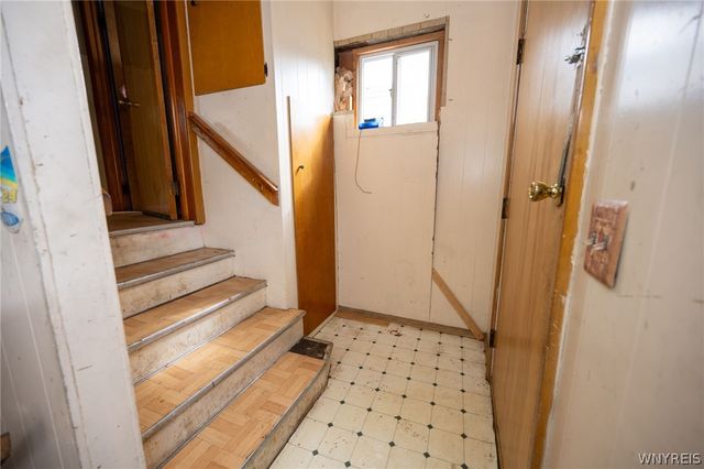 233 Olmstead Avenue, Lancaster, NY 14043